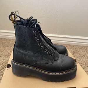 Dr. Martens Sinclair Platform
